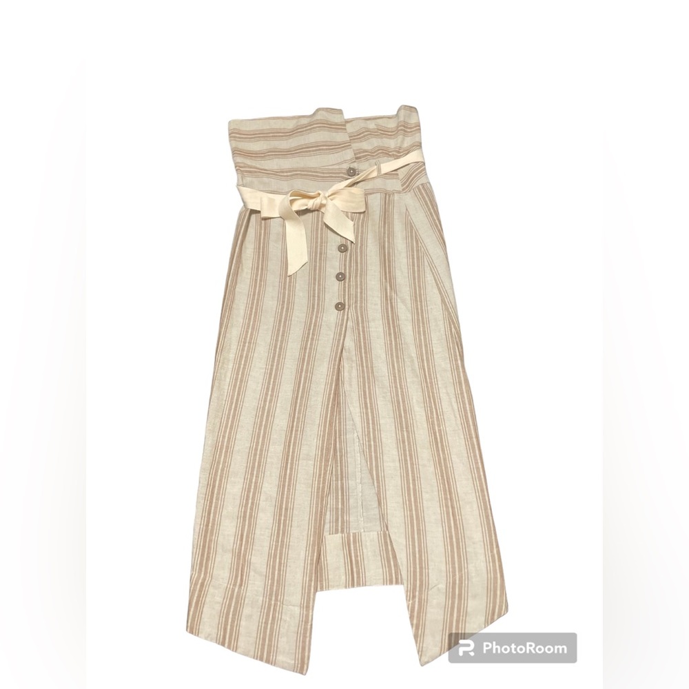 NWT Free People beige linen skirt, Size Medium